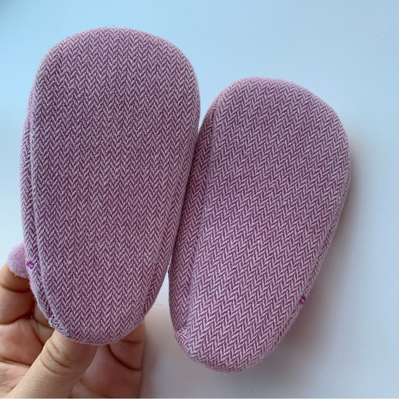 3/$10 MEXX Baby girl shoes 3m - Picture 3 of 4